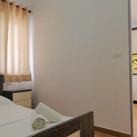 Abedini Apartment Ksamil