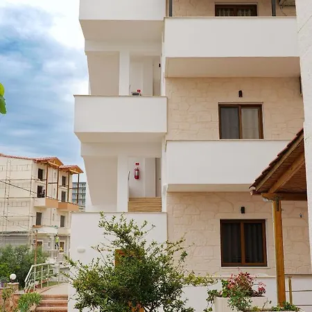 Apartment Abedini *
