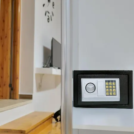 Apartment Abedini *