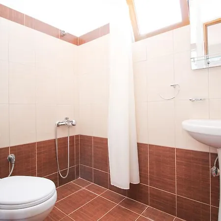 דירה Abedini קסאמיל